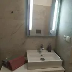 Apartment Krasny S Vyhladmi V Historickom Centre Bratislava