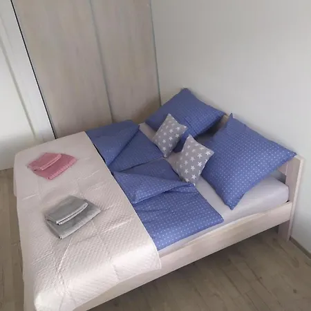 Krasny S Vyhladmi V Historickom Centre * 브라티슬라바